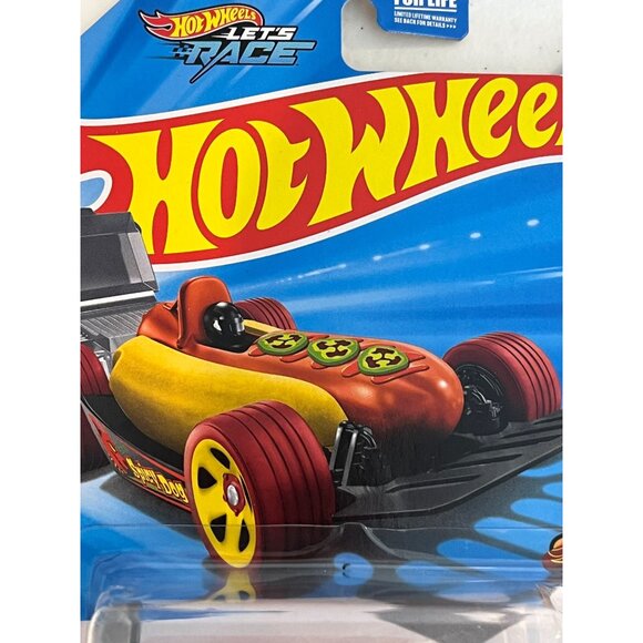Hot Wheels Street Wiener 2024 Fast Foodie 95/250 1:64 Diecast Car - Picture 3 of 8